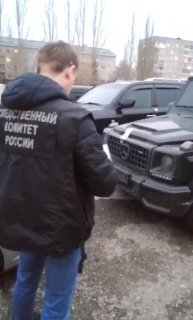 Следователями СК России по Алтайскому краю предъявлено обвинение в хулиганстве водителю автомобиля, применившего силу в отношении гражданина